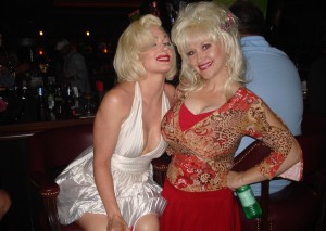 marilyn monroe & dolly parton impersonators