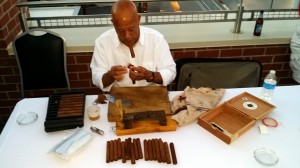 cigar roller
